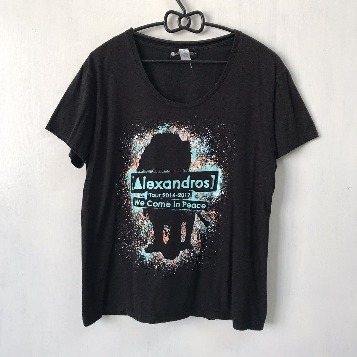 Band Tees × Japanese Brand Alexandros tour 206-2017 we come in peace rx-records tshirt Size US M / EU 48-50 / 2 - 2 Thumbnail