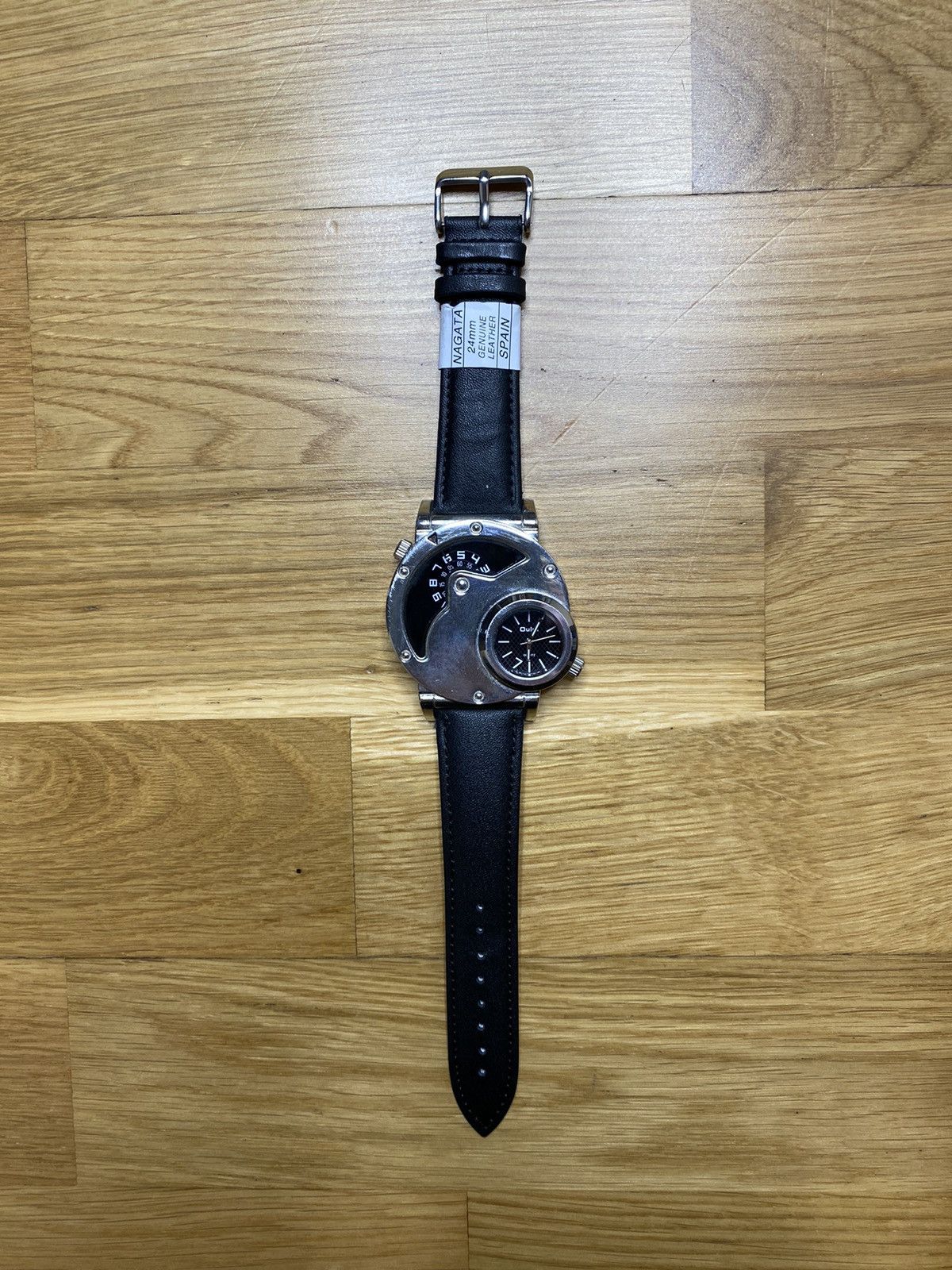 image of Vintage Oulm Avant Garde Watch in Silver, Men's