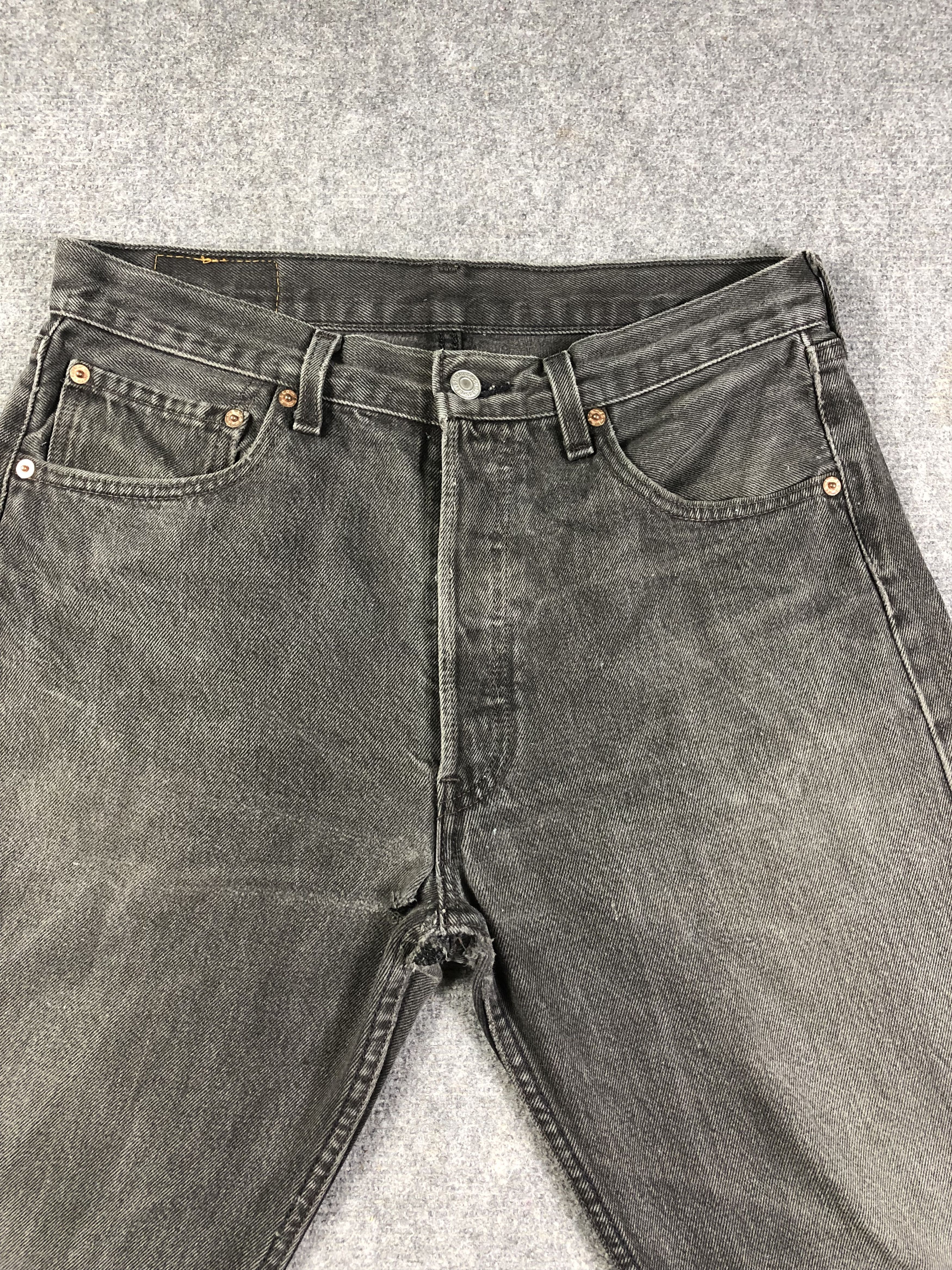 Levi's Vintage Levis 501 Faded Black Denim Jeans 32x29 Size US 32 / EU 48 - 2 Thumbnail