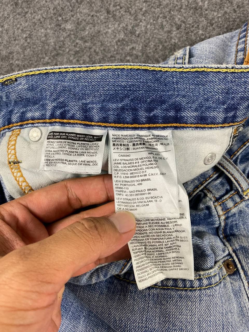 Levi's levis 522 slim cut distressed denim Size US 37 - 13 Thumbnail