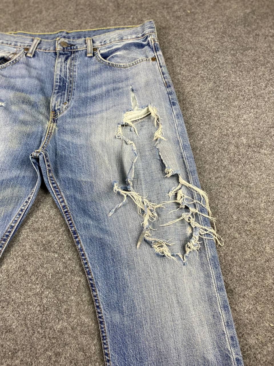 Levi's levis 522 slim cut distressed denim Size US 37 - 10 Thumbnail