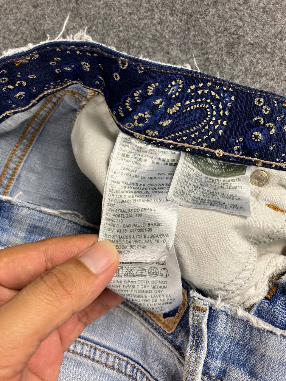 Levi's levis 525 straight leg distressed denim Size 30" / US 8 / IT 44 - 14 Thumbnail