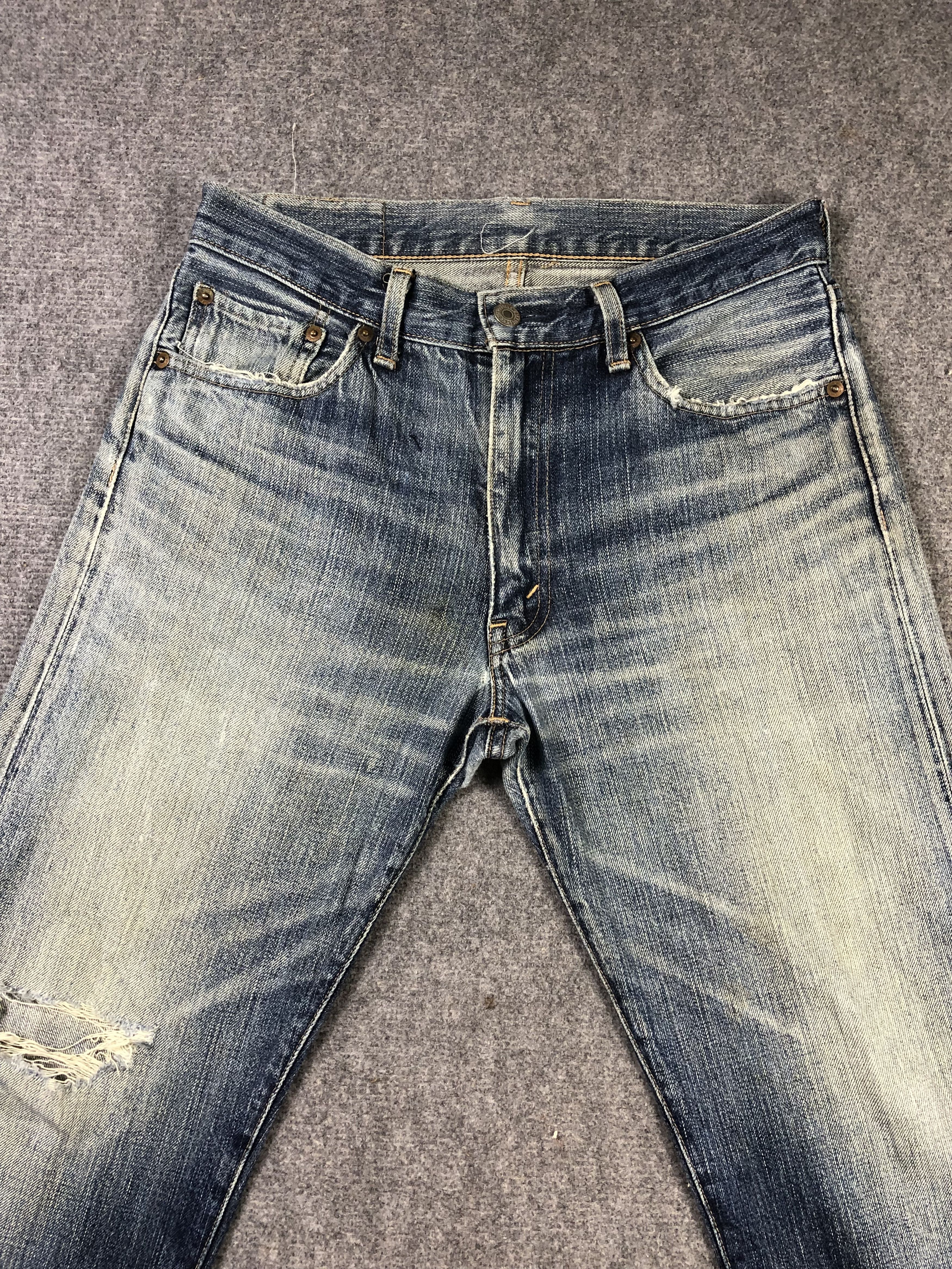Levi's Faded Blue Levis 505 30x30.5 Size US 30 / EU 46 - 2 Thumbnail