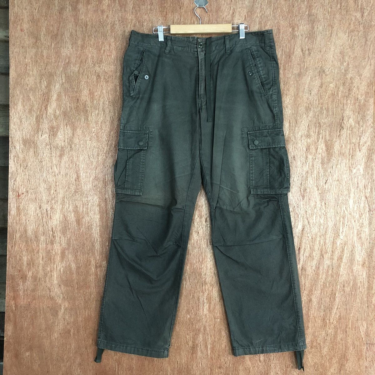 Japanese Brand DLL Uniqlo Grey Multipocket Tactical Cargo Pants #c897 Size US 35 - 1 Thumbnail