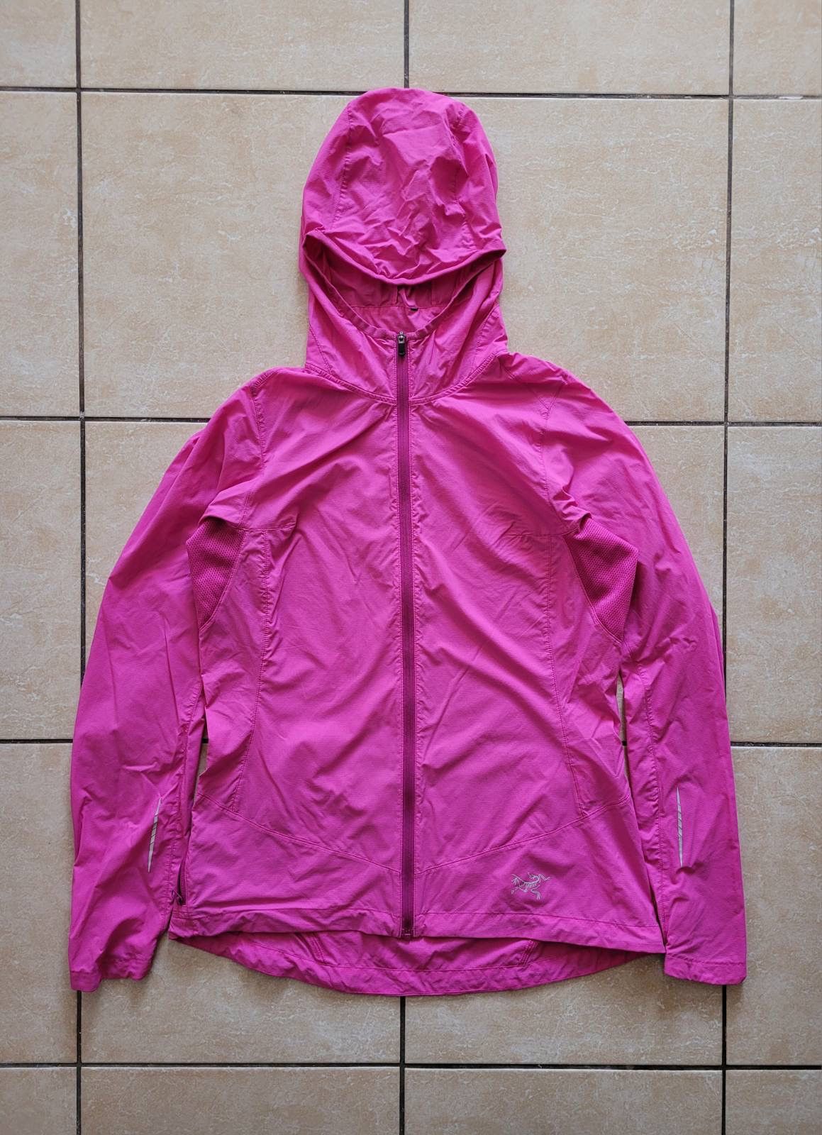 image of Arcteryx Woman Light Summer Jacket in Pink, Women's (Size Medium)