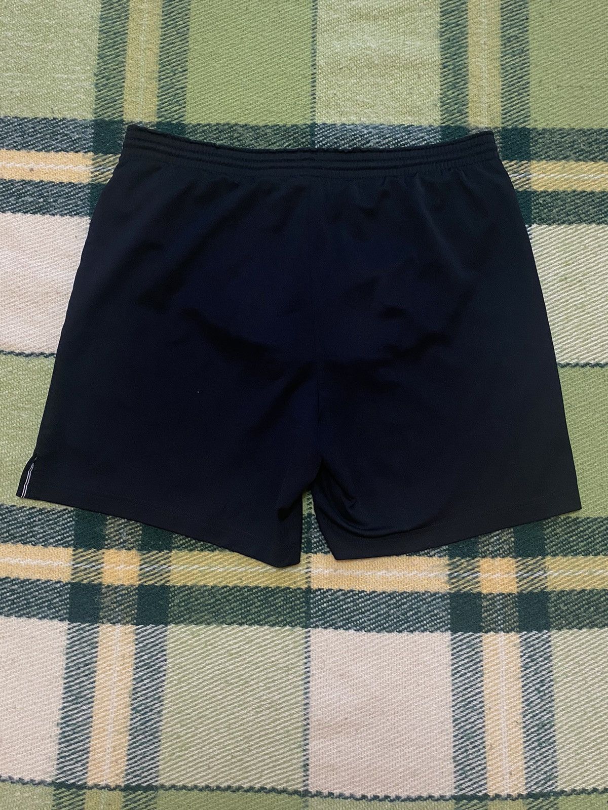 Nike Vintage Nike shorts streetwear swoosh casual y2k size L Size US 34 / EU 50 - 2 Thumbnail