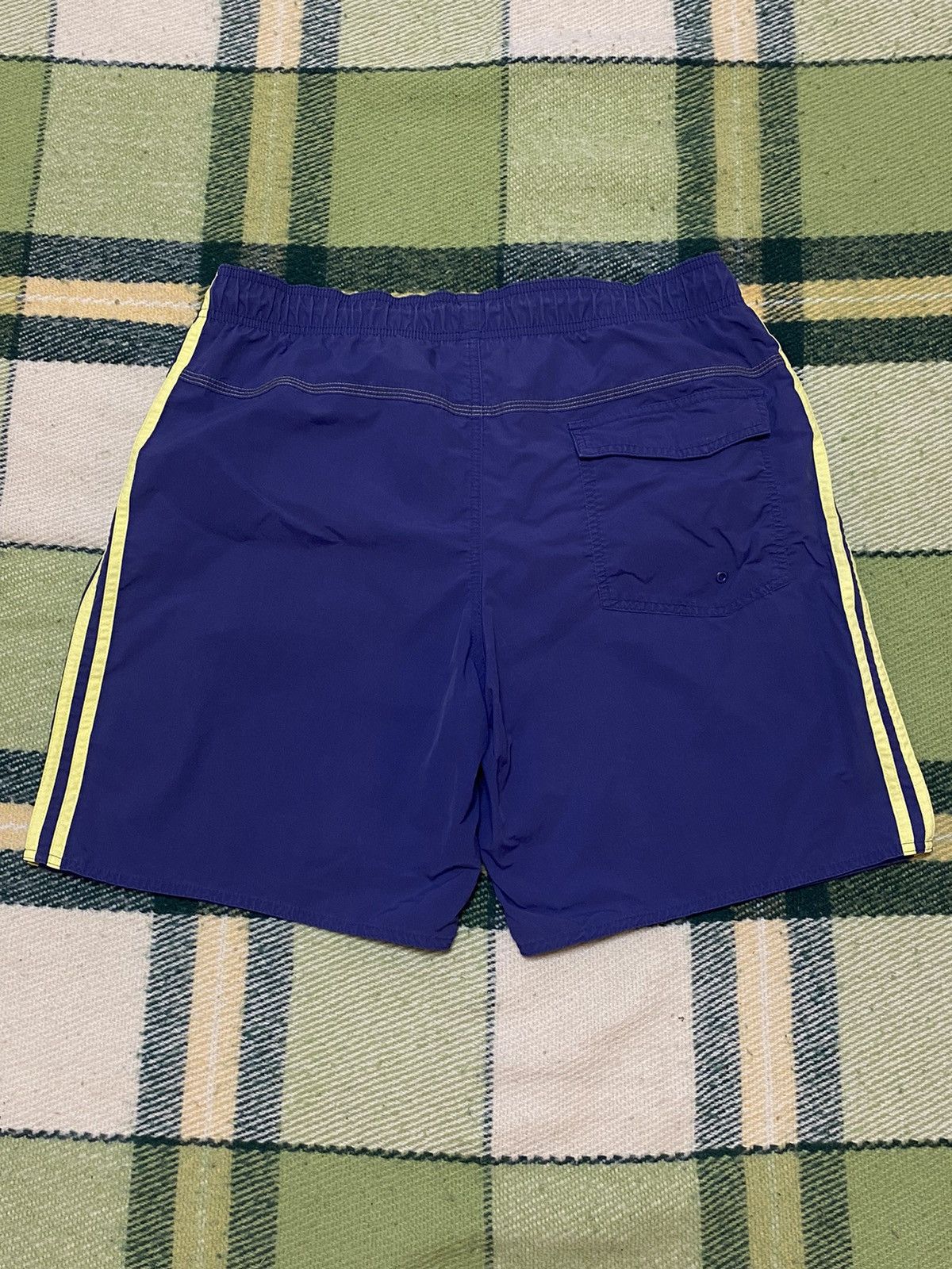 Adidas Vintage Adidas shorts streetwear y2k casual style size L Size US 34 / EU 50 - 2 Thumbnail