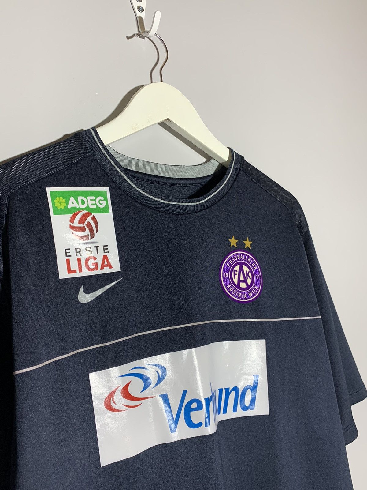 Nike Austria Wien Nike Y2k Streetwear Football Shirt Size US XL / EU 56 / 4 - 3 Thumbnail