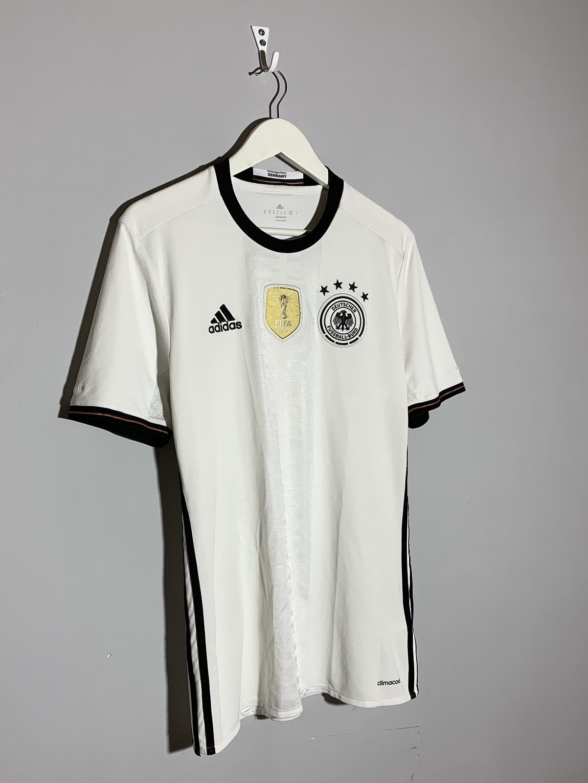 Adidas Germany Adidas 2016 Y2k Streetwear Home Football Shirt Size US M / EU 48-50 / 2 - 2 Thumbnail