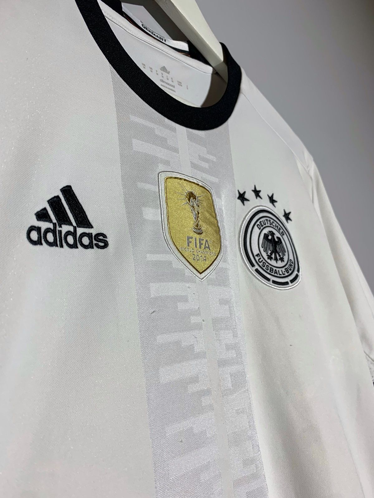 Adidas Germany Adidas 2016 Y2k Streetwear Home Football Shirt Size US M / EU 48-50 / 2 - 6 Thumbnail
