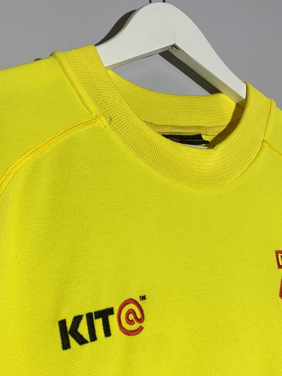 Vintage #30 Wright Watford Kita 2001/02 Vintage Football Shirt Size US L / EU 52-54 / 3 - 6 Thumbnail