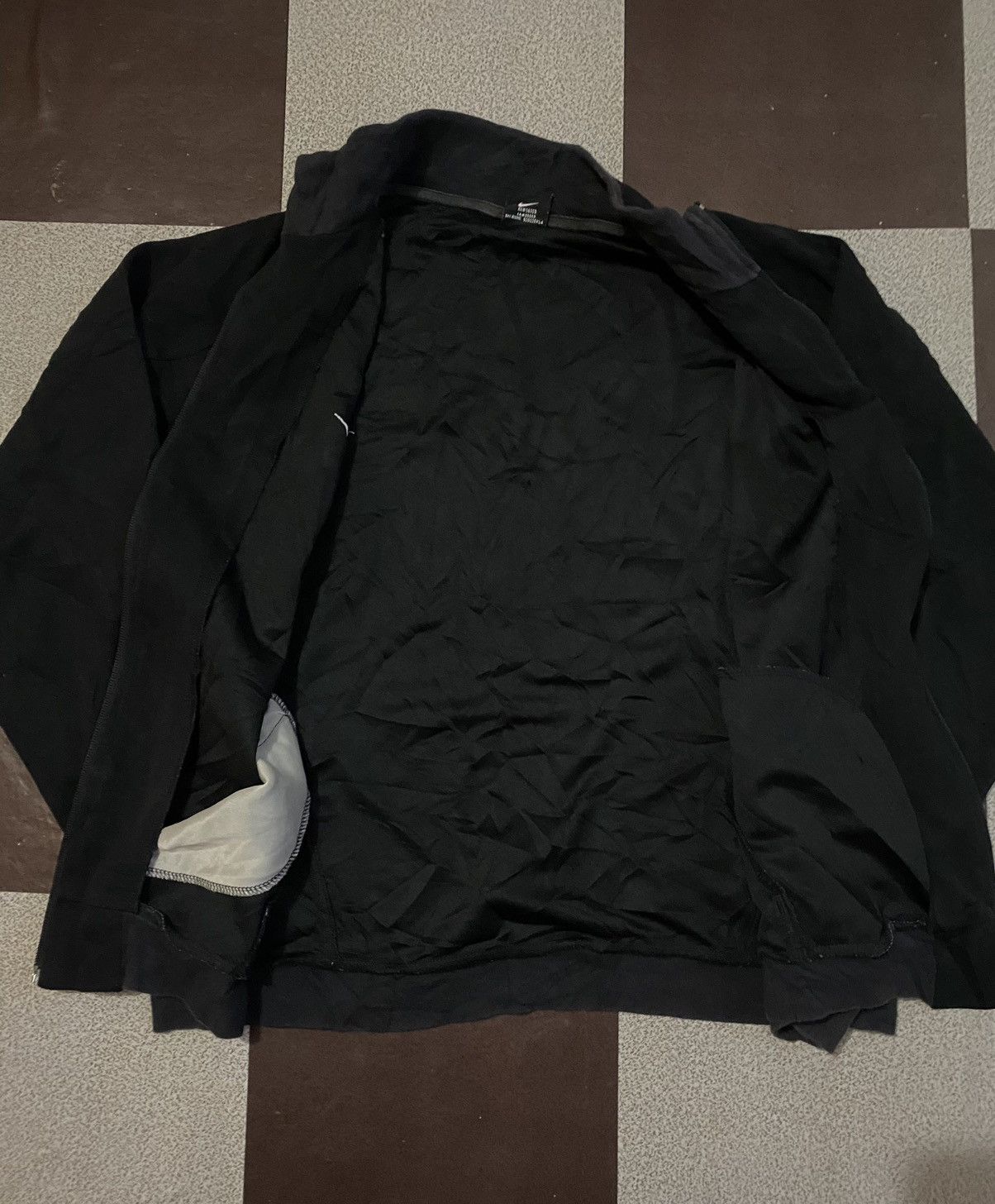 Nike Vintage Nike Zip Black Size L Size US L / EU 52-54 / 3 - 7 Thumbnail