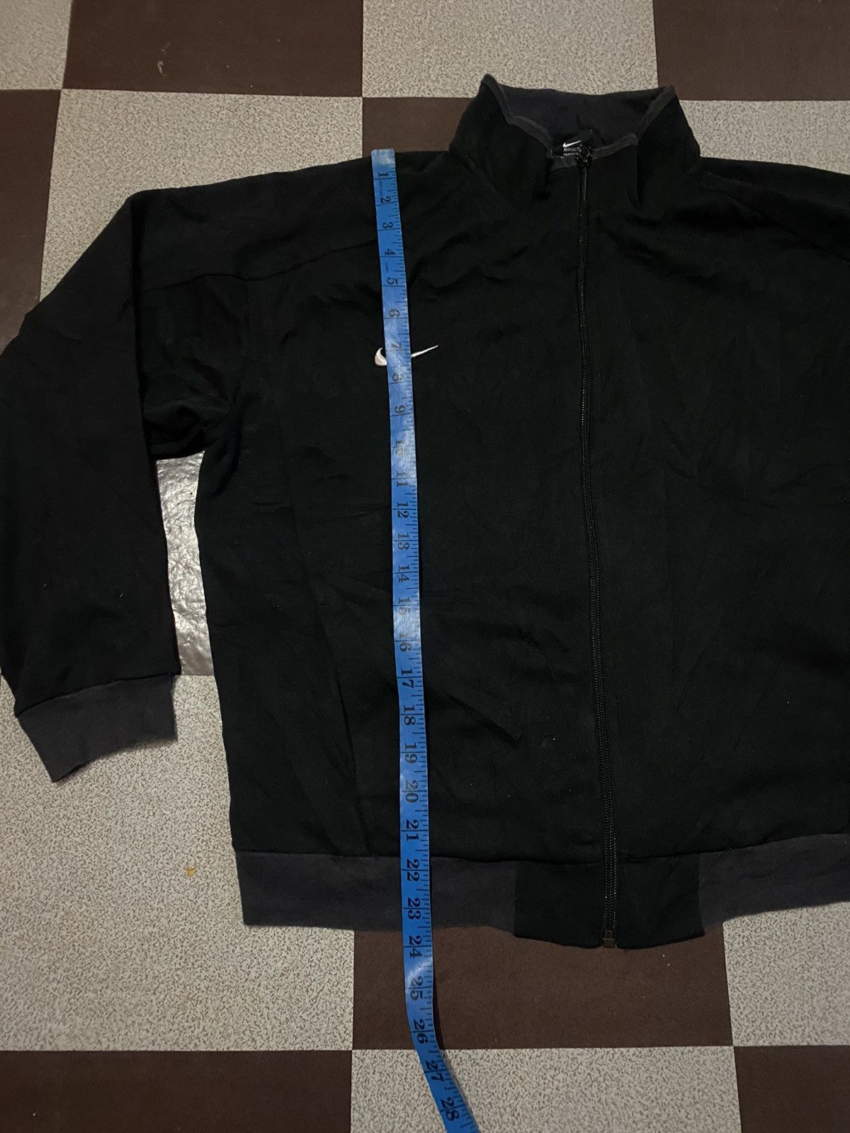 Nike Vintage Nike Zip Black Size L Size US L / EU 52-54 / 3 - 16 Thumbnail