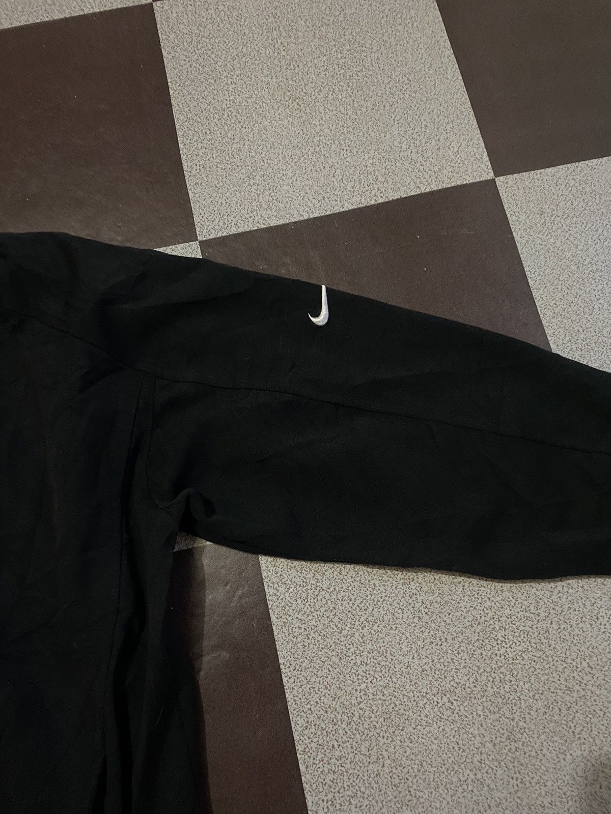 Nike Vintage Nike Zip Black Size L Size US L / EU 52-54 / 3 - 8 Thumbnail