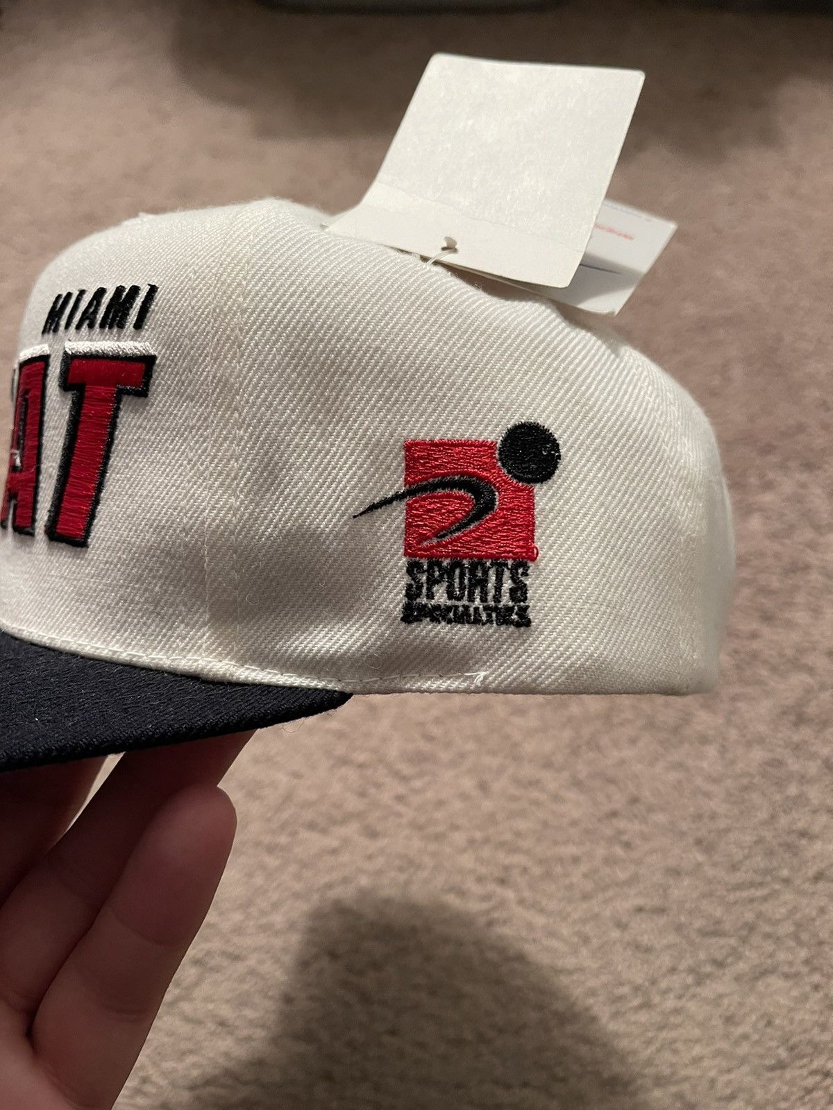 NBA × Sports Specialties × Vintage Vintage 90s Sports Specialties Shadow Miami Heat Snapback Size ONE SIZE - 7 Thumbnail