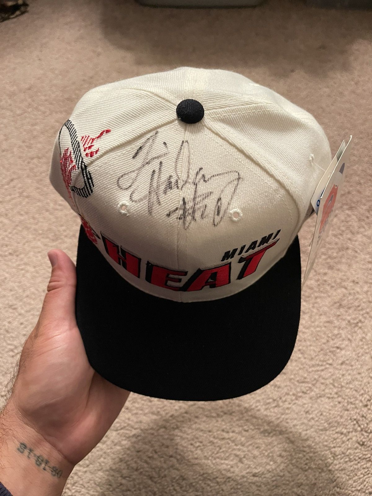 NBA × Sports Specialties × Vintage Vintage 90s Sports Specialties Shadow Miami Heat Snapback Size ONE SIZE - 2 Thumbnail