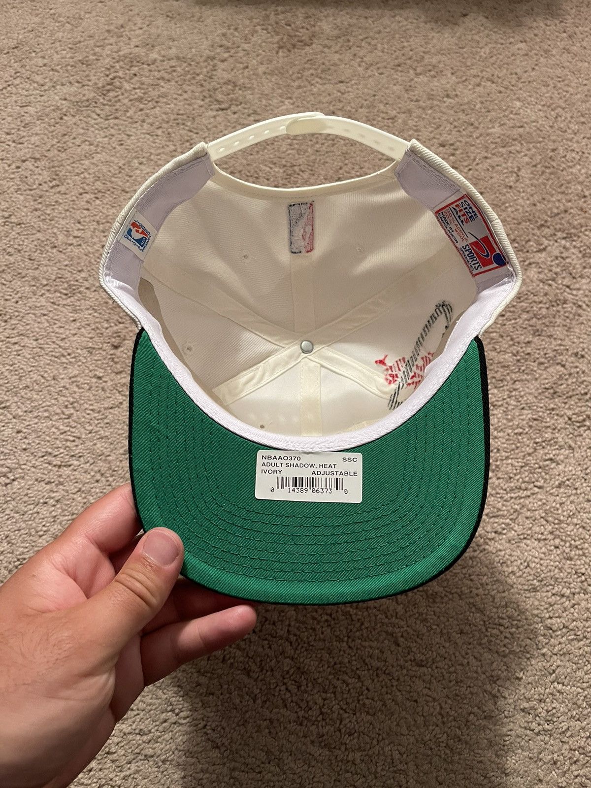 NBA × Sports Specialties × Vintage Vintage 90s Sports Specialties Shadow Miami Heat Snapback Size ONE SIZE - 10 Thumbnail