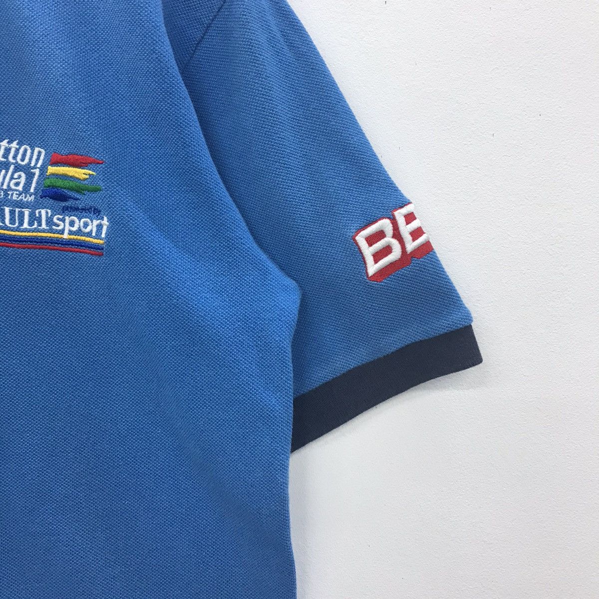 Vintage Vintage Benetton Formula 1 Racing Team Tee Size US M / EU 48-50 / 2 - 4 Thumbnail
