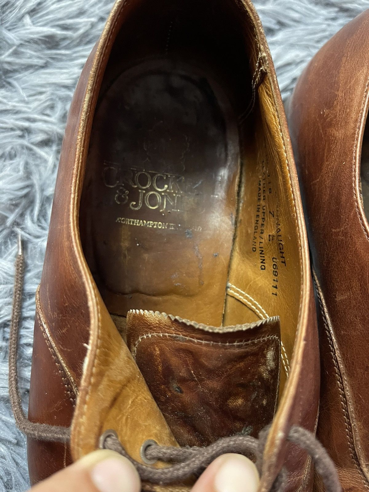 Crockett & Jones × Vintage Crockett & Jones 90s vintage leather shoes Size US 7 / EU 40 - 9 Thumbnail
