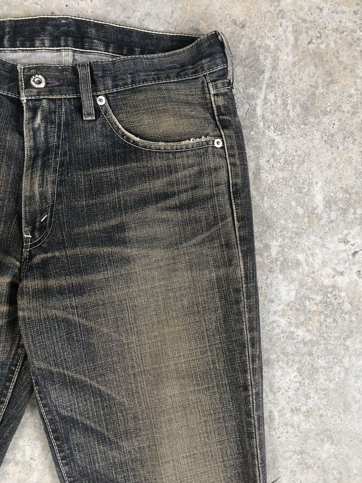 Levi's Vintage Levi’s 507 Distressed Jeans Flared Jeans Mudwash Size US 31 - 6 Thumbnail