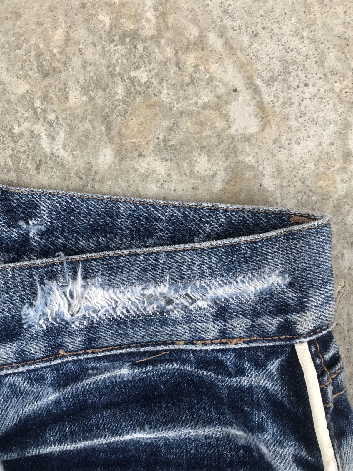 PPFM PPFM Distressed Jeans Size US 31 - 14 Thumbnail