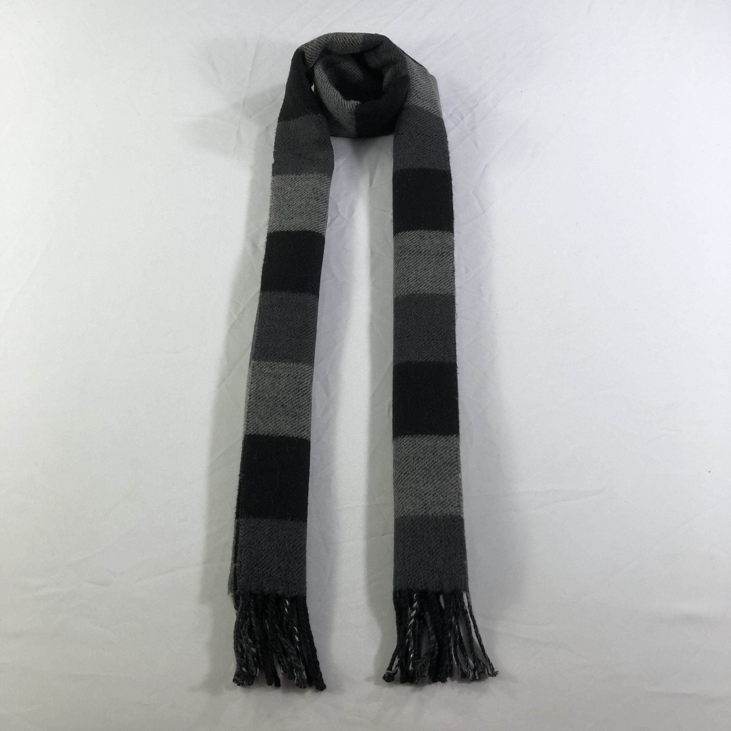 Banana Republic Banana Republic Reversible Wool Scarf Muffler V1410 Size ONE SIZE - 1 Thumbnail
