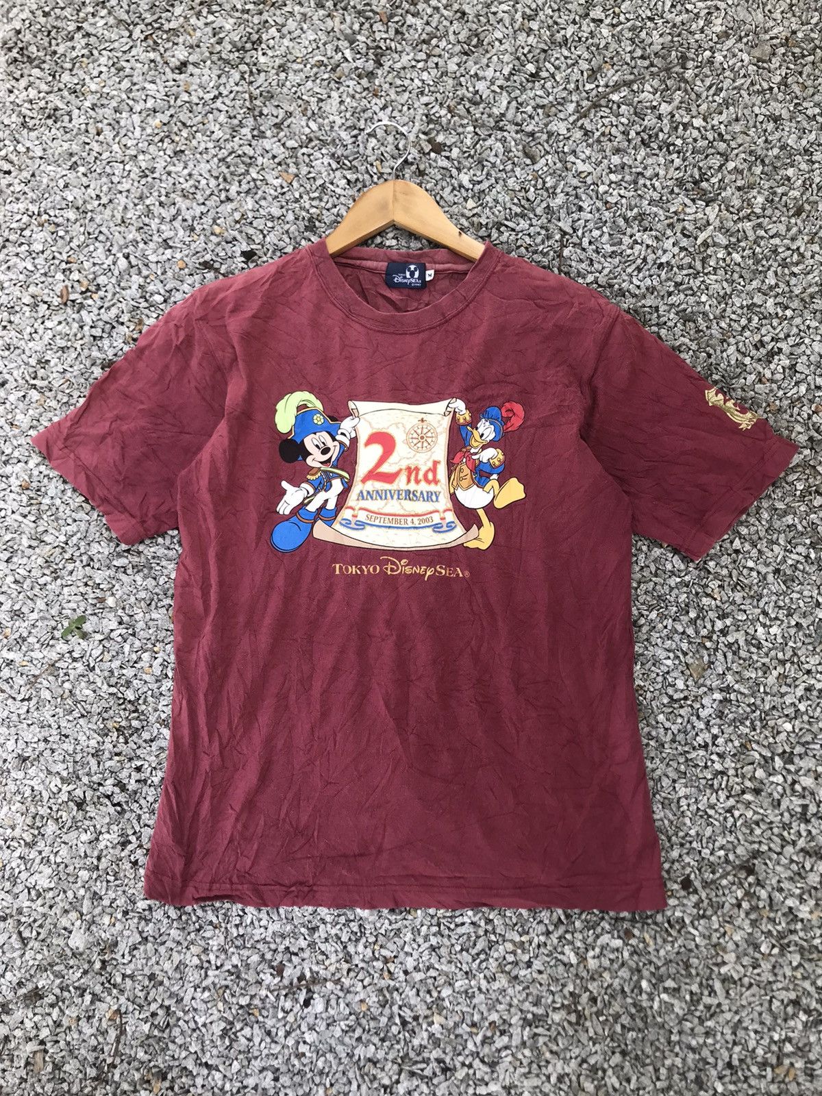 Disney Vintage Tokyo Disney Sea 2nd anniversary Mickey Tshirt Size US M / EU 48-50 / 2 - 1 Thumbnail