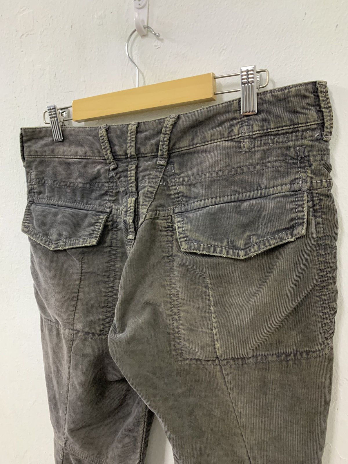 Marithe + Francois Girbaud × Vintage Vintage Marithe Francois Girbaud Flare Corduroy Size 30" / US 8 / IT 44 - 7 Thumbnail