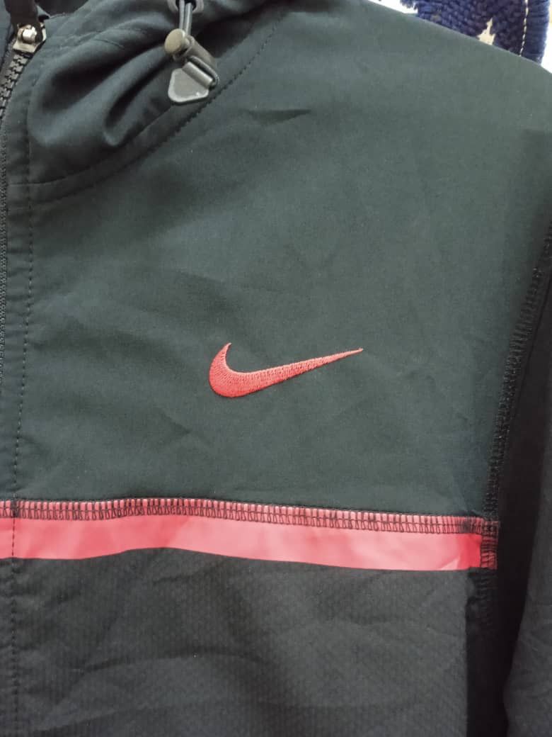 Nike 🔥BIN/OFFER🔥 NIKE DRI-FIT SWEATER Size US M / EU 48-50 / 2 - 6 Thumbnail