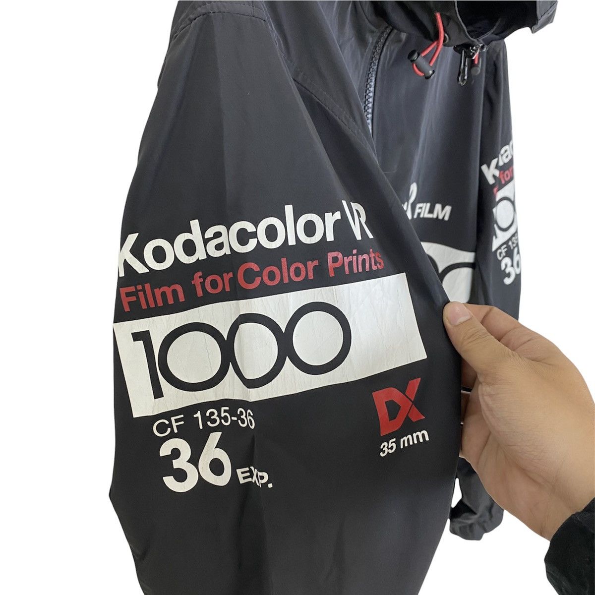 Kodak Photographer Kodak By H&M Windbreaker Waterproof Hooded Size US L / EU 52-54 / 3 - 8 Thumbnail