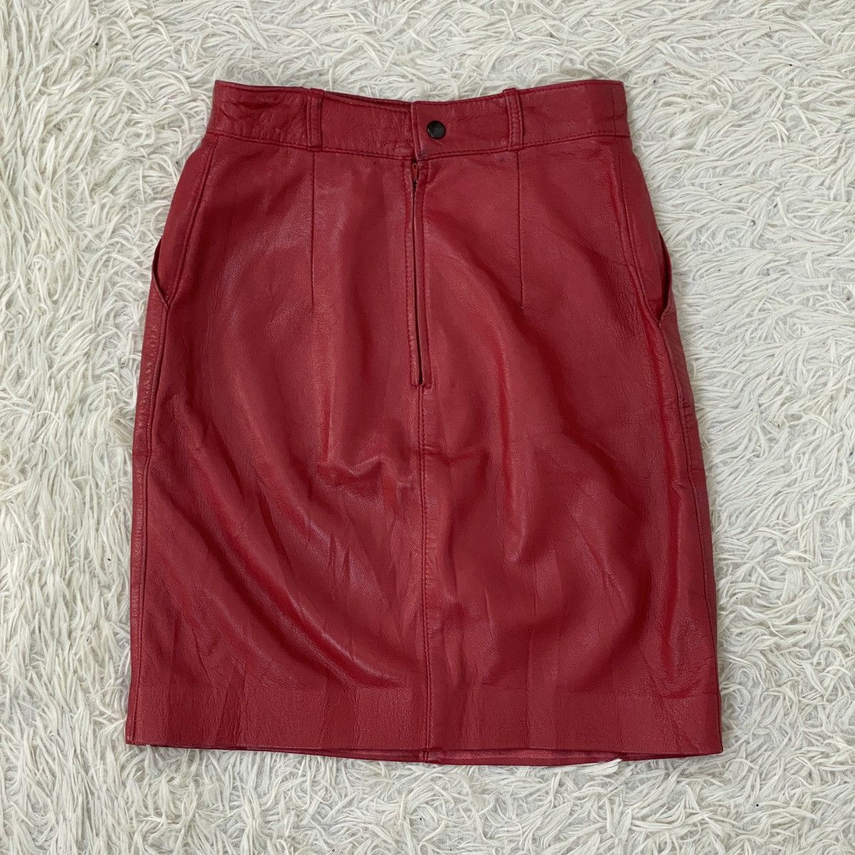 Leather 🔥LAST PRICE🔥 Italian Designer Leather Mini Skirt Size 23" - 7 Thumbnail