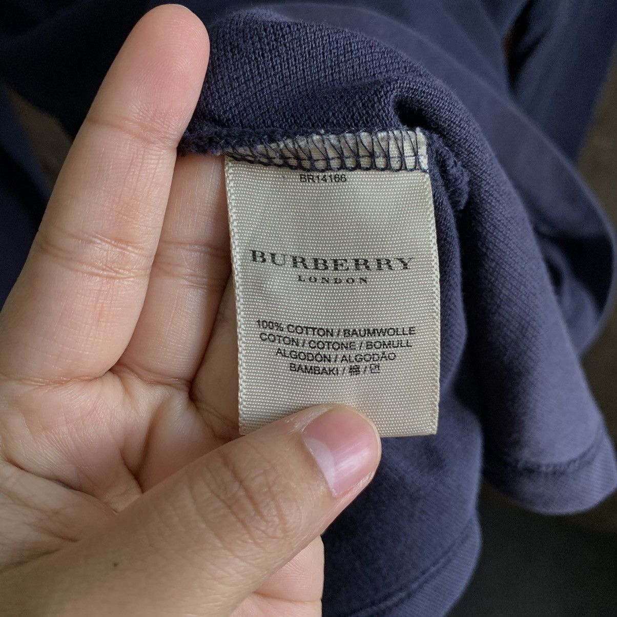 Burberry Burberry London Tshirt Size US M / EU 48-50 / 2 - 5 Thumbnail