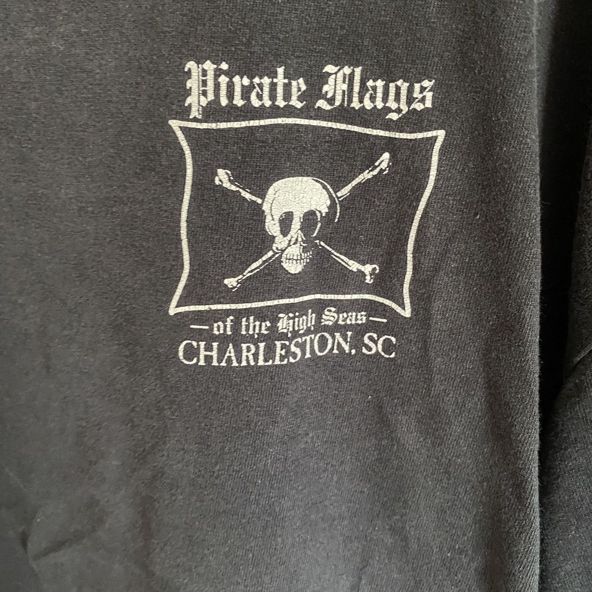 Hanes Vintage Hanes Pirate Flags Distressed T-Shirts Size US XL / EU 56 / 4 - 3 Thumbnail