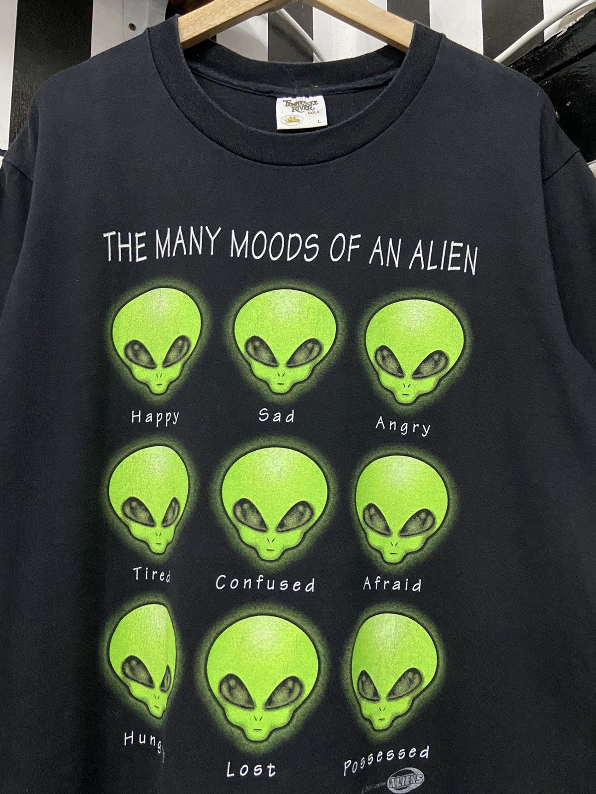 Alien Workshop × Vintage Vintage 90’s The Many Mood Of Alien Single Stitch Tee Size US L / EU 52-54 / 3 - 6 Thumbnail