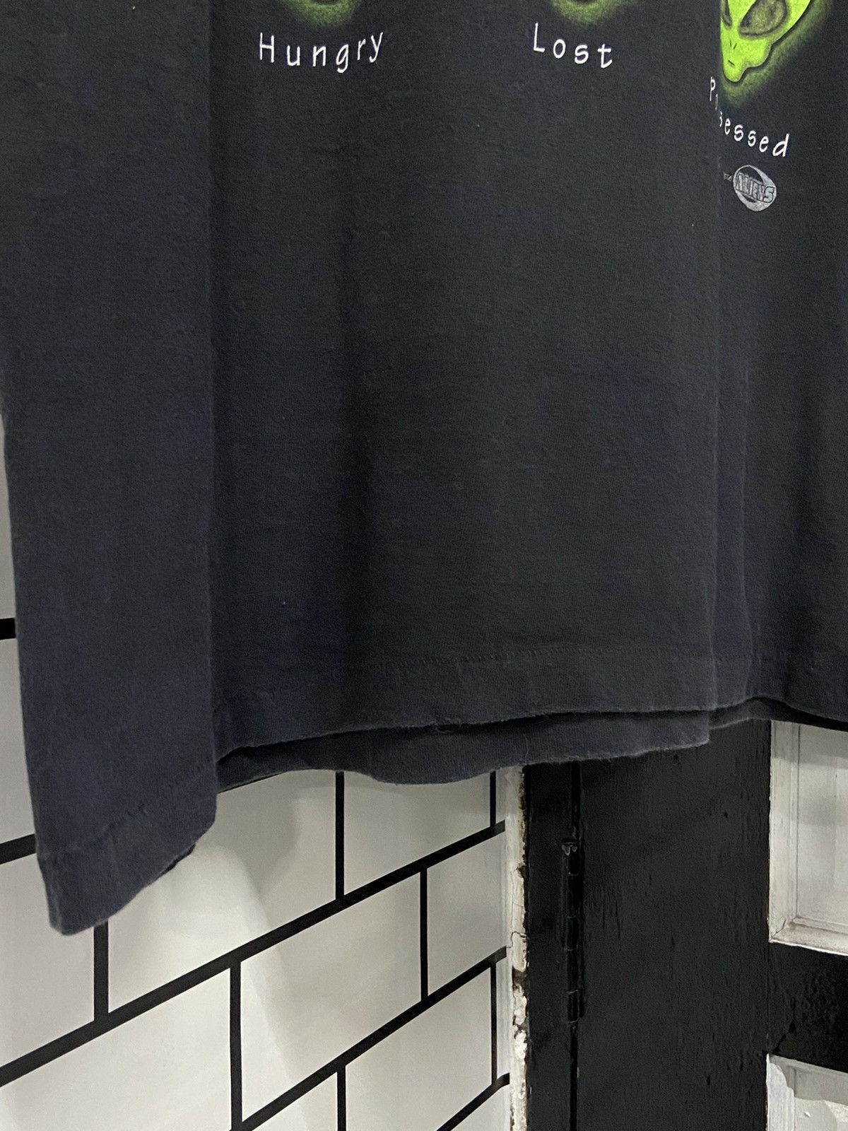 Alien Workshop × Vintage Vintage 90’s The Many Mood Of Alien Single Stitch Tee Size US L / EU 52-54 / 3 - 8 Thumbnail