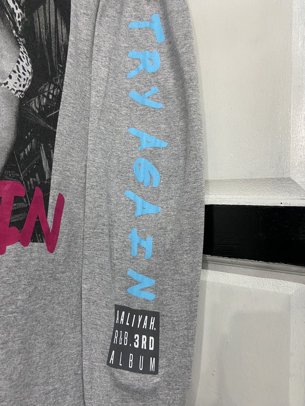 Rap Tees × Vintage Aaliyah “Try Again” Raptees Long Sleeve Tshirt Size US M / EU 48-50 / 2 - 7 Thumbnail