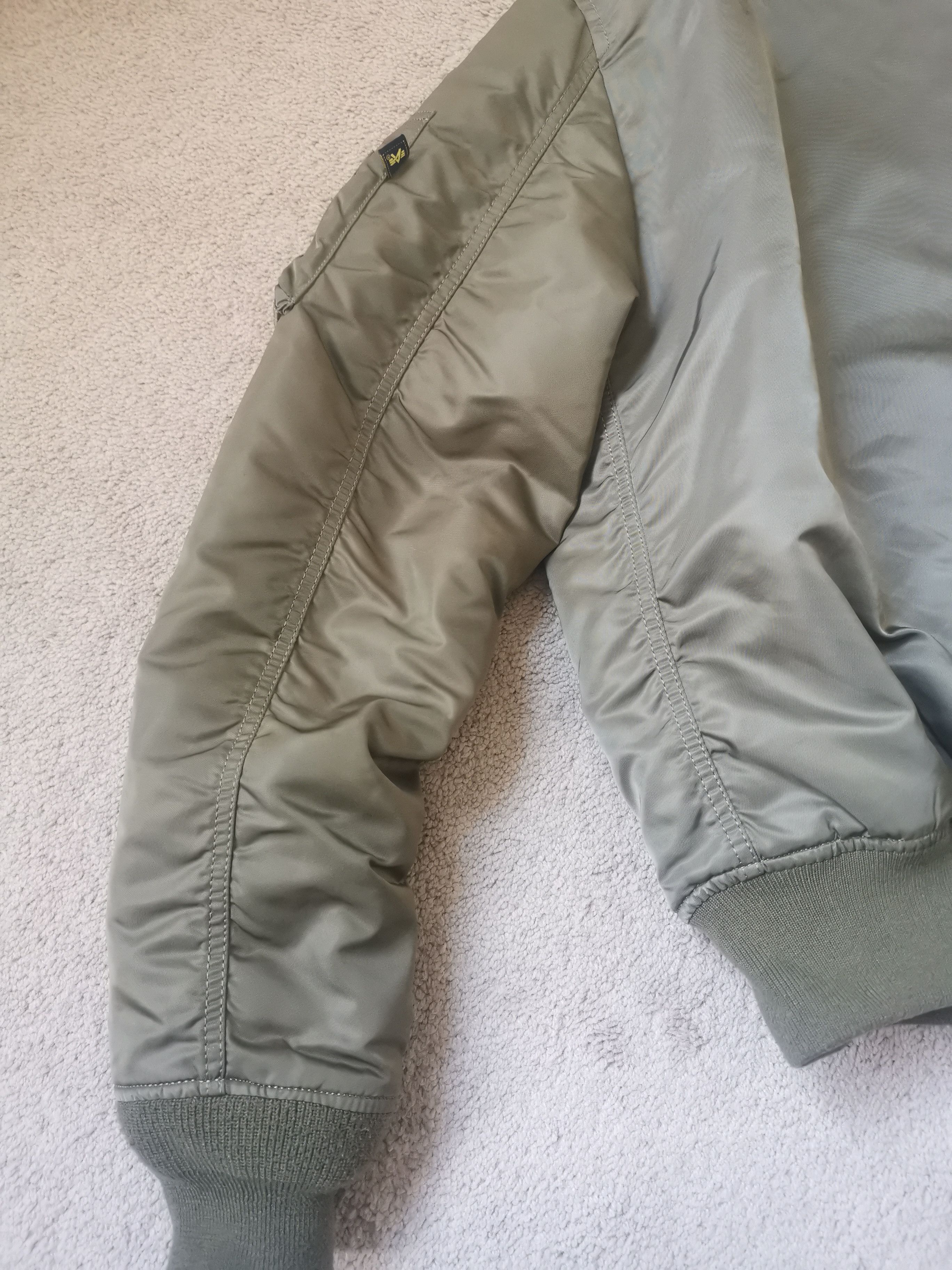 Alpha Industries MA-1 Bomber jacket Size US S / EU 44-46 / 1 - 13 Thumbnail