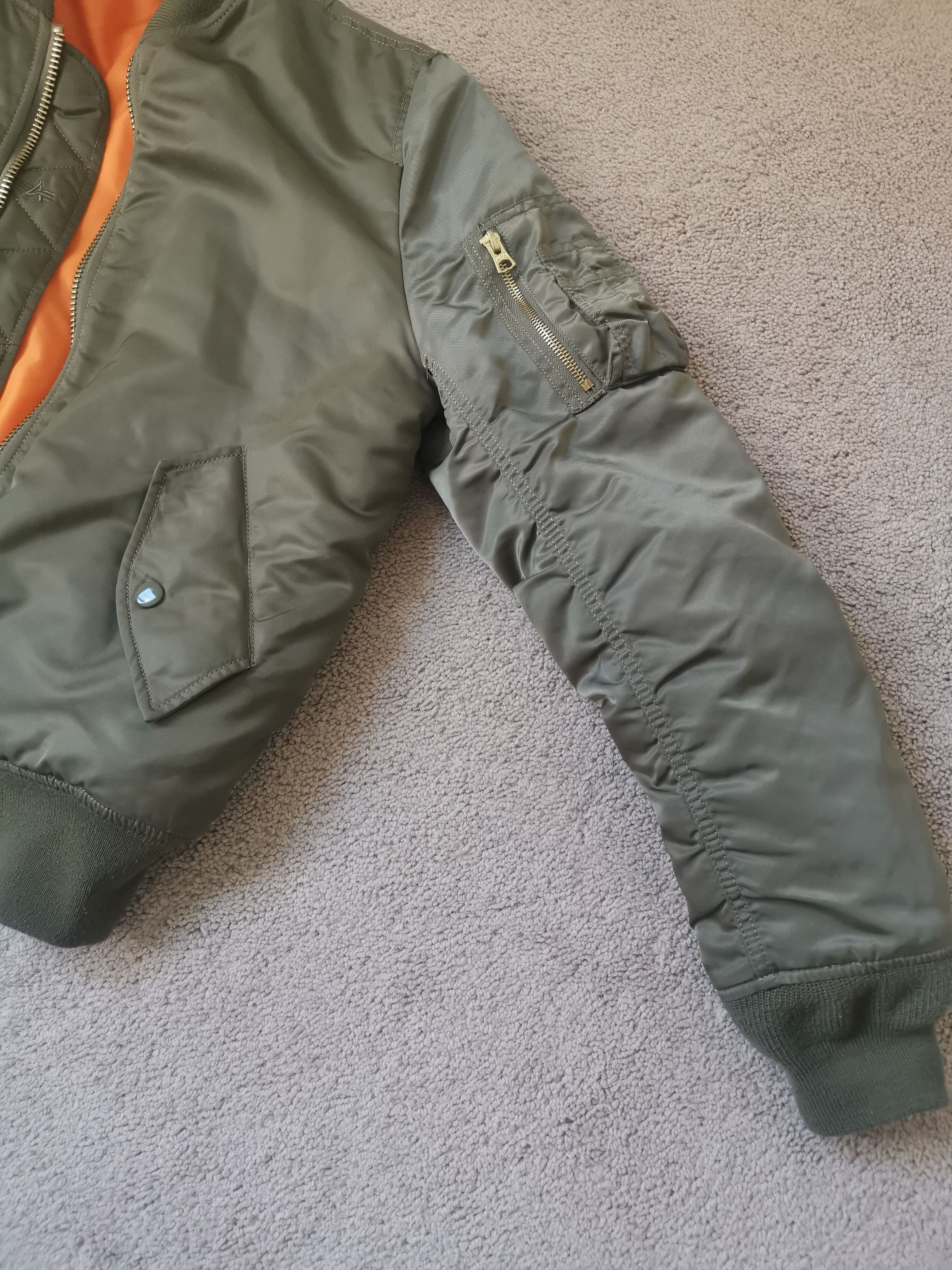 Alpha Industries MA-1 Bomber jacket Size US S / EU 44-46 / 1 - 3 Thumbnail