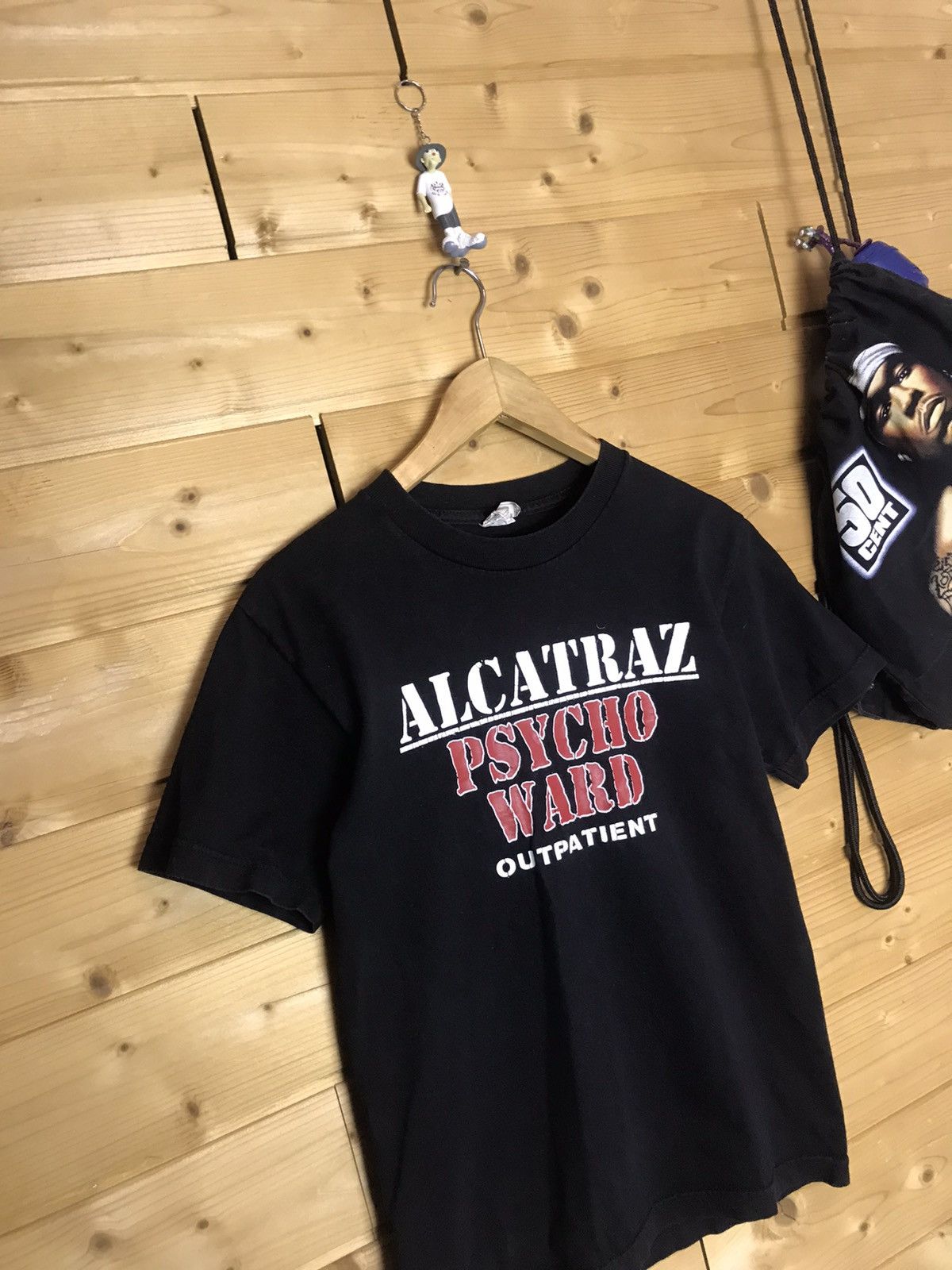 Vintage Vintage Alcatraz psycho ward t-shirt Size US S / EU 44-46 / 1 - 2 Thumbnail
