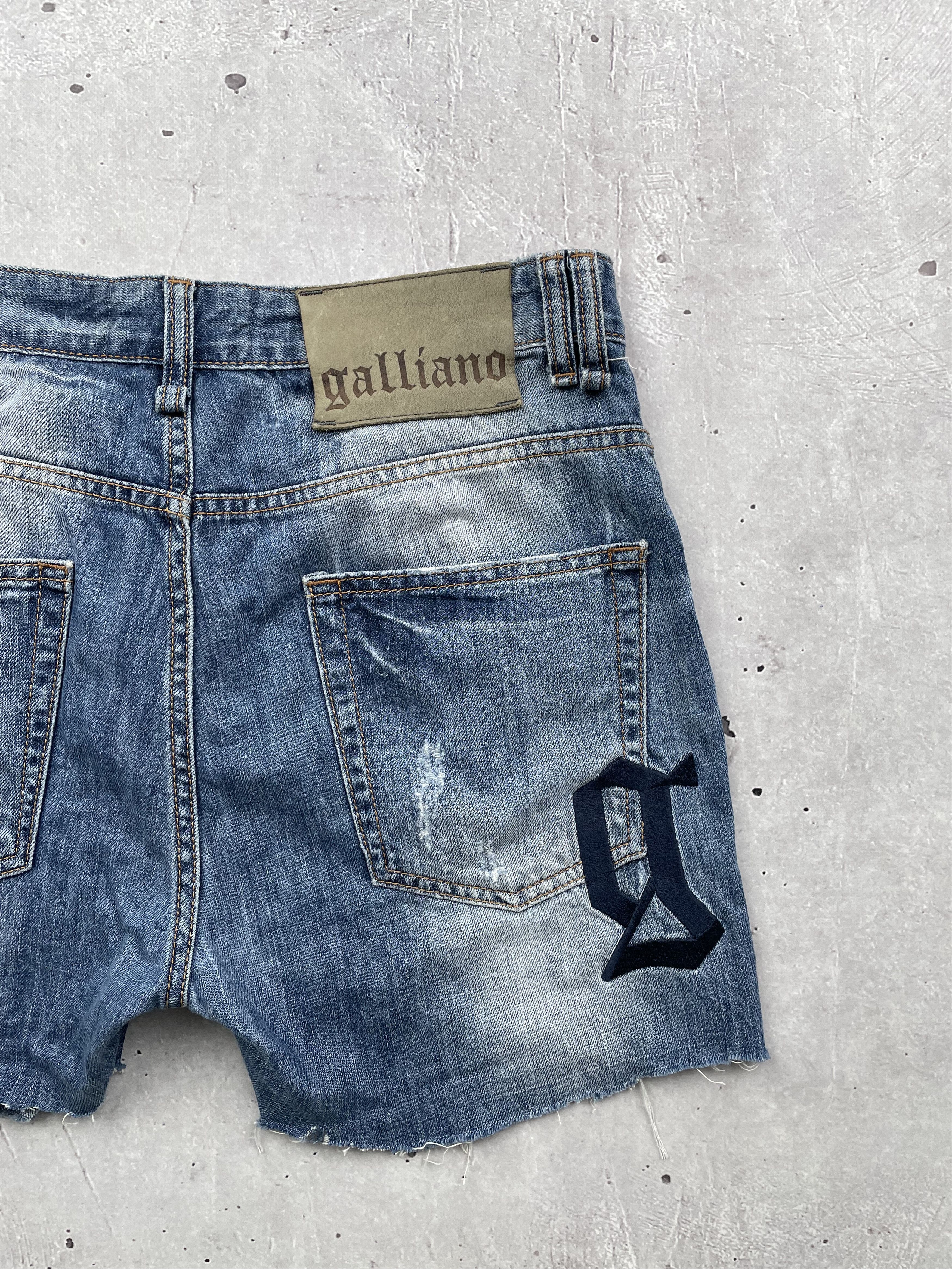 John Galliano Galliano Vintage Jeans Shorts Size 28" / US 6 / IT 42 - 8 Thumbnail