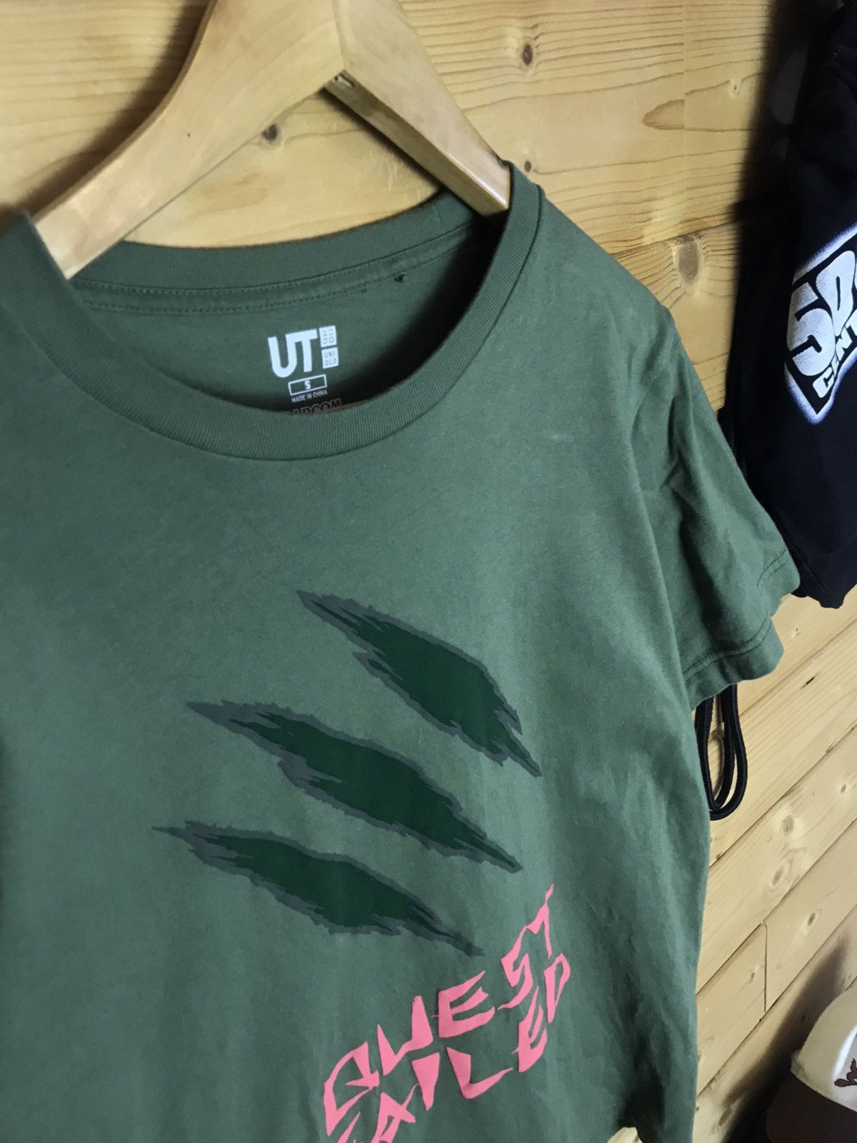 Uniqlo Uniqlo X Capcom t-shirt Size US S / EU 44-46 / 1 - 3 Thumbnail