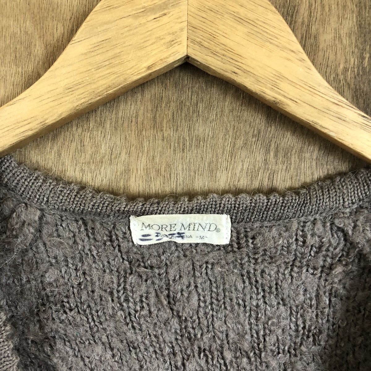 Japanese Brand Monemind Baggy Dark Brown Flower Cardigan Knitwear #081 Size US M / EU 48-50 / 2 - 4 Thumbnail