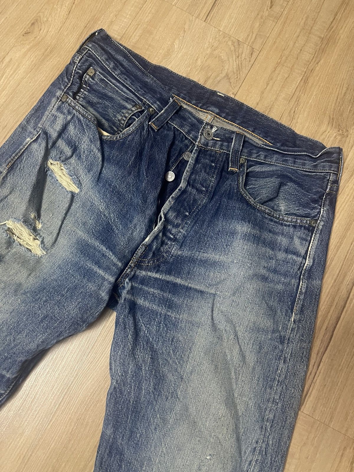 Levi's Vintage Clothing Levis 501 Big E distressed jeans Size US 33 - 2 Thumbnail