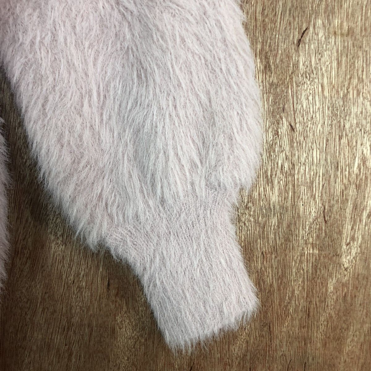 Aran Isles Knitwear GU Japan Light pink Cardigan Mohair soft fur Knitwear Size US L / EU 52-54 / 3 - 4 Thumbnail