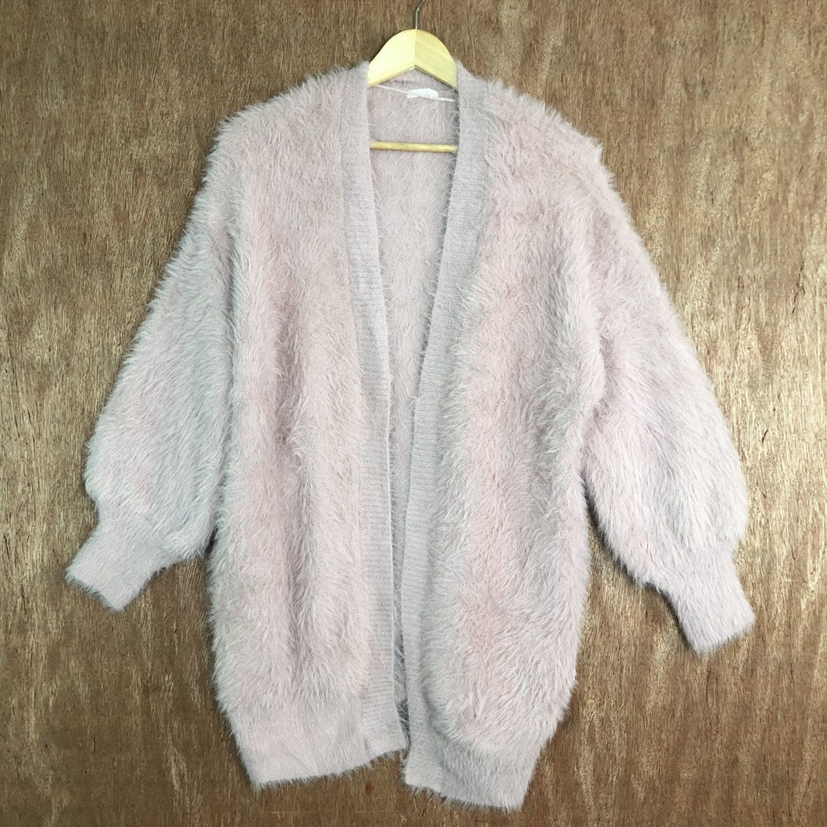 Aran Isles Knitwear GU Japan Light pink Cardigan Mohair soft fur Knitwear Size US L / EU 52-54 / 3 - 3 Thumbnail