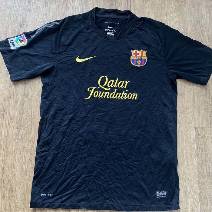 Nike 2011-12 FC Barcelona Nike Away Football Shirt La Liga | Grailed