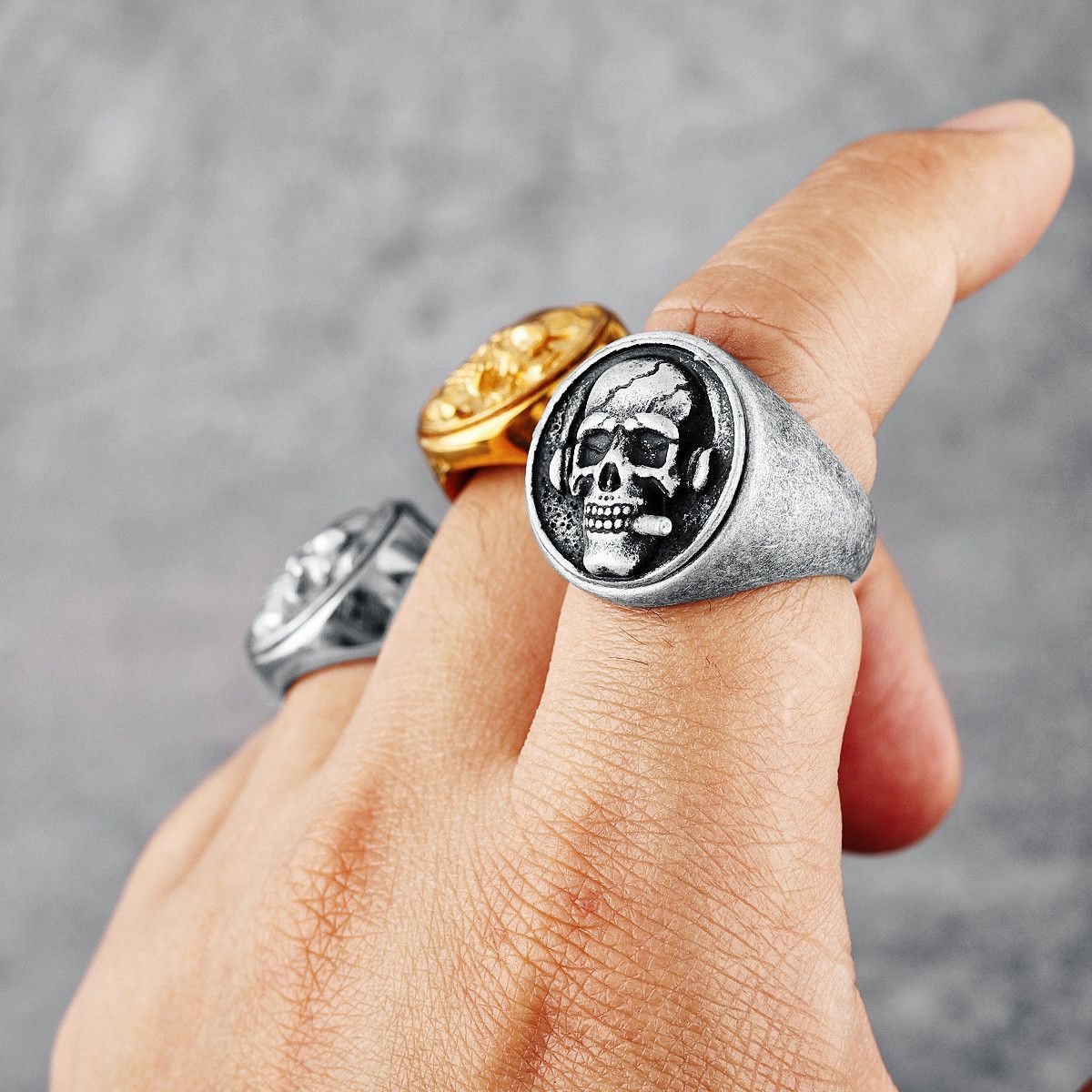 Jewelry 316L Stainless Steel Smokers Ring Size ONE SIZE - 1 Thumbnail