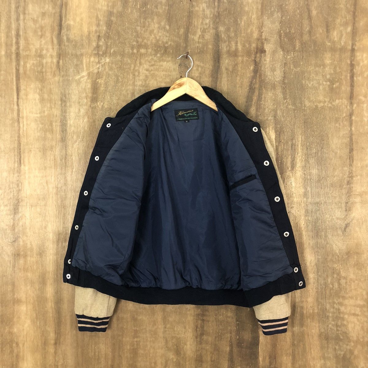 Japanese Brand HAZEWIND FADED DARK BLUE GREY WOOL VARSITY JACKET #1870 Size US M / EU 48-50 / 2 - 6 Thumbnail