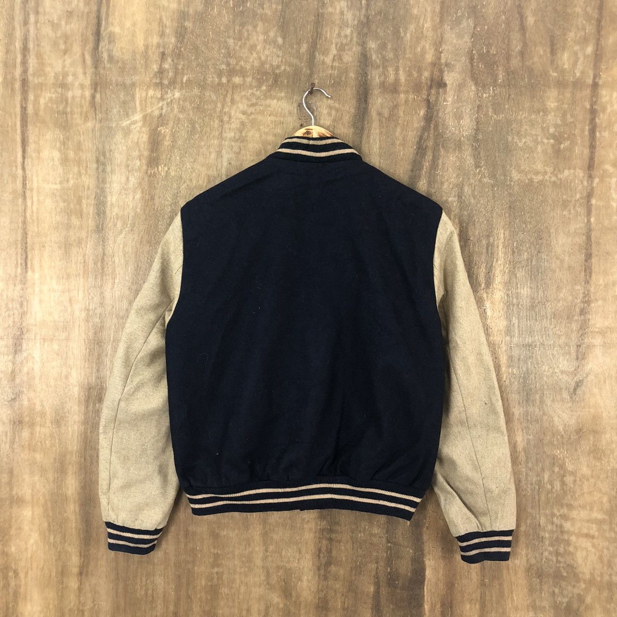 Japanese Brand HAZEWIND FADED DARK BLUE GREY WOOL VARSITY JACKET #1870 Size US M / EU 48-50 / 2 - 7 Thumbnail