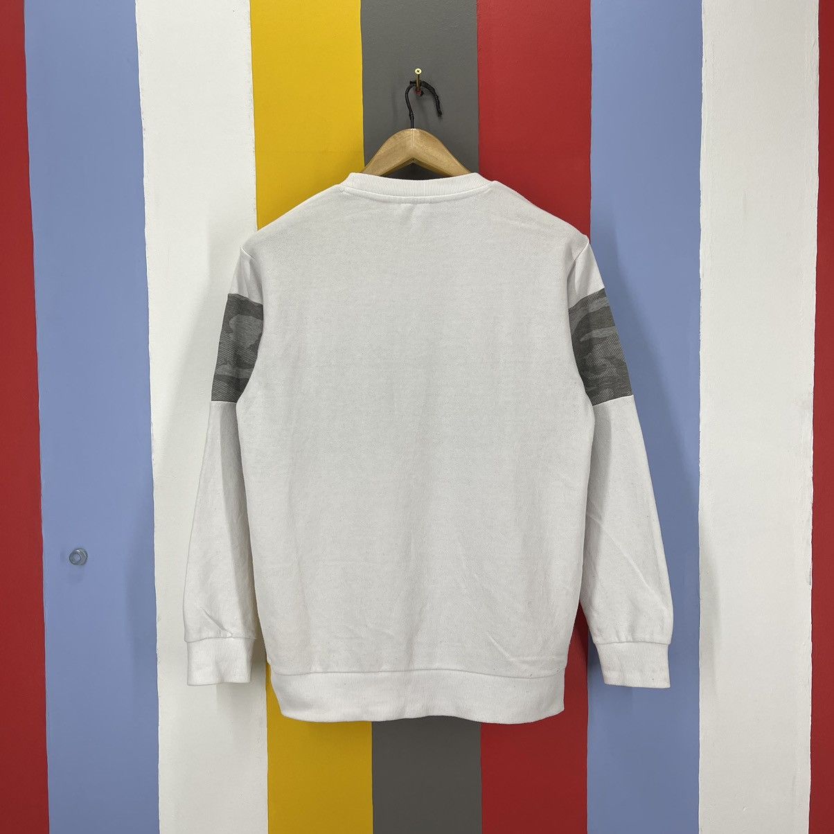 Fila FILA Crew Neck Sweatshirt #074-104 Size US S / EU 44-46 / 1 - 12 Thumbnail